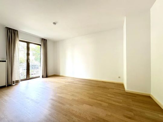 Wohnen im Grünen - Elegant Leben in ruhiger sowie exklusiver Lage von Frankfurt - Photo 1