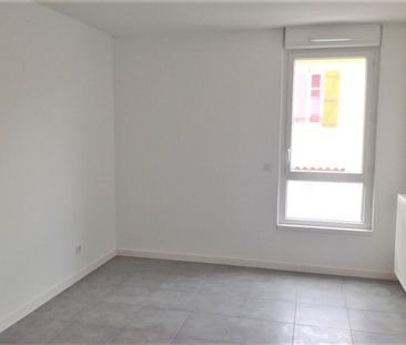 Location Appartement 2 pièces 40m² SATHONAY CAMP 69580 - Photo 5