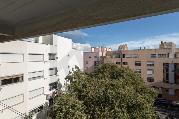 Apartamento T3 em Lisboa - Photo 1