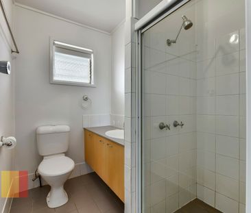 REFURBISHED UNIT IN NUNDAH ! - Photo 3