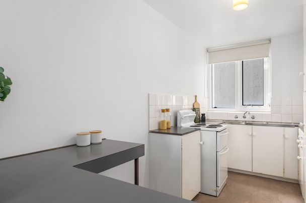 12/142 Old South Head Road, Bellevue Hill NSW 2023 - Apartment For Rent | Domain - Photo 1
