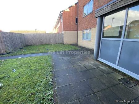 1 bedroom property to rent in Manchester - Photo 5