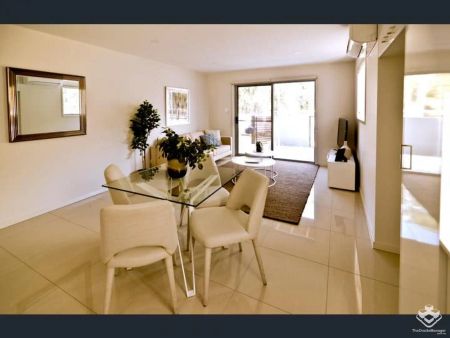 “Modern 3-Bedroom Townhouse in a Gated Community – Safe, Stylish & Ready to Move In!” - Photo 5