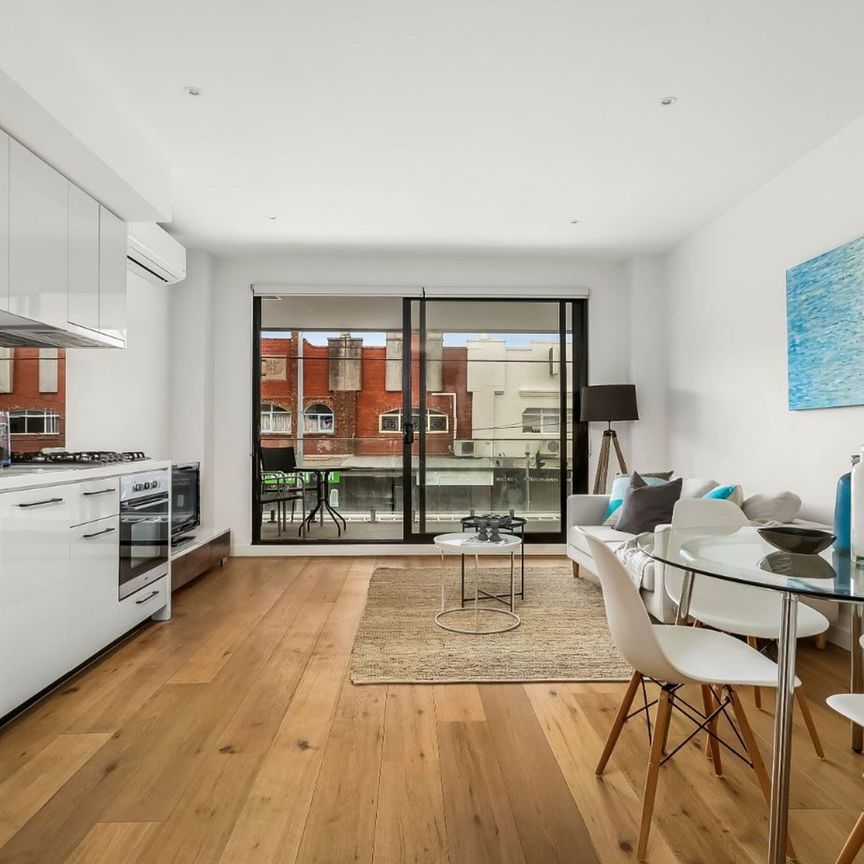 Thinking of selling? Contact our agent - Photo 1