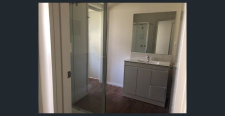 FULLY FURNISHED UNIT CLOSE TO CBD - Photo 2