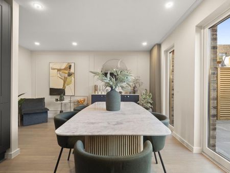 5 bedroom terraced house to rent - Photo 4