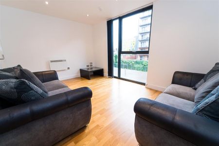 2 bedroom apartment to rent - Photo 2