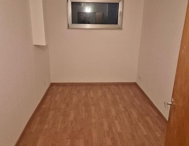 Helle 2,5 ZKB 80 m² Wohnung Kernsaniert in Neuweiler zu vermieten - Photo 1