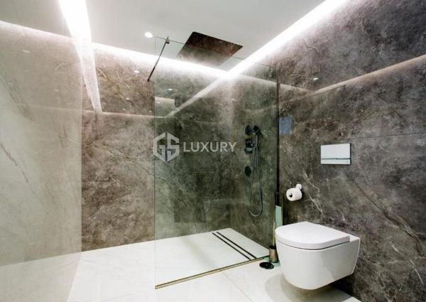 Arona, Canary Islands 38632