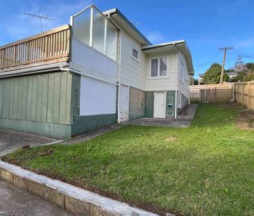 Flexible term 3 Bedroom near the beach - Photo 3