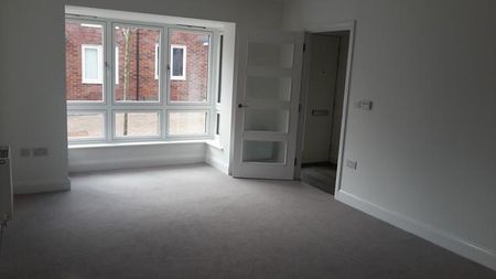 3 bedroom detached house to rent - Photo 5