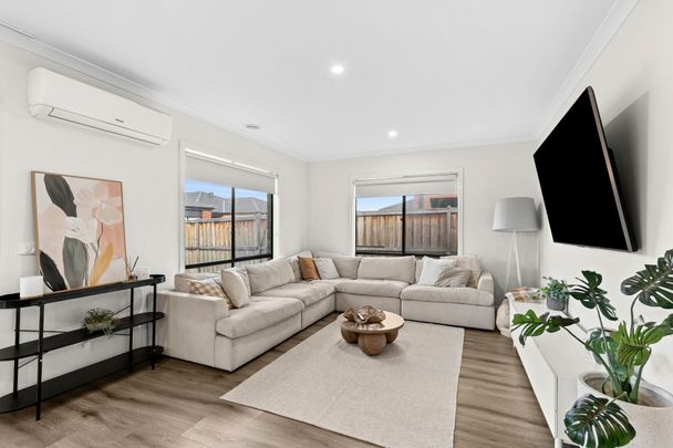 Modern Family Living in the Heart of Coridale! - Photo 1