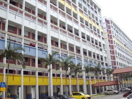 Blk 50 Teban Gardens Road (Jurong East), HDB Executive - For Rent - Photo 5