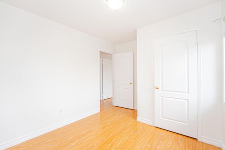 For Lease - 100 Bushmill Circle, Brampton, Ontario - Photo 2