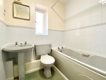 1 bedroom flat to rent - Photo 5