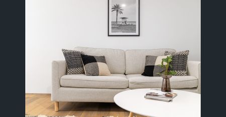 🏡 Private Room in rooming house / Room 2 for Rent / $330 per week / Fully Furnished / All utilities Included - Photo 2