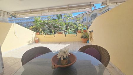 Precioso apartamento con gran terraza dirigido al sur para que pueda disfrutar de las buenas temperaturas de Tenerife. - Photo 5