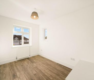 4 bedroom detached house to rent - Photo 4