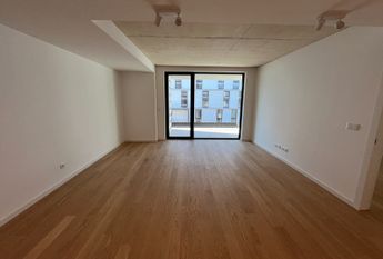 Apartamento T1 no empreendimento DOCA Praia da Barra.