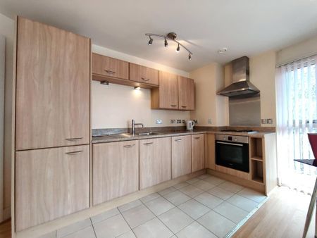 2 bedroom apartment to rent - Photo 5