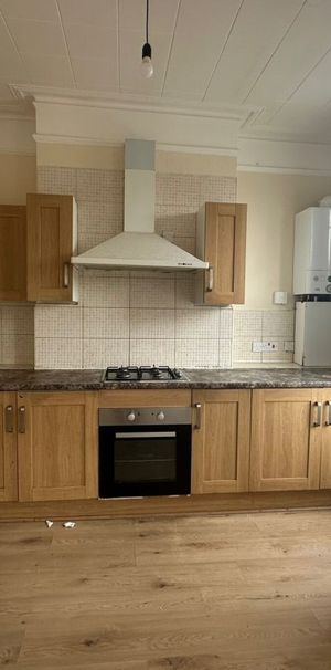 10A Seaforth Avenue - Photo 1