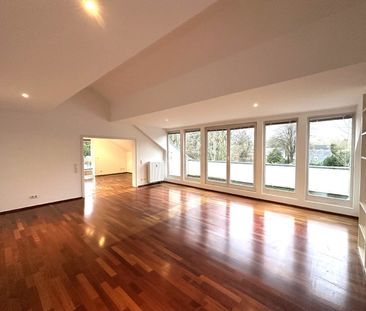 Düsseldorf-Stockum: Großzügige 2,5-Zimmer-Wohnung mit Balkon und Ei... - Photo 2