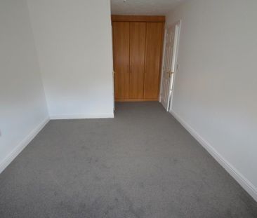 4 bedroom detached house to rent - Photo 6