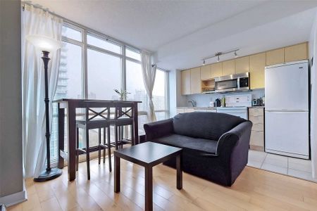 For Lease - 11 Brunel Court Unit# 1509, Toronto, Ontario - Photo 4