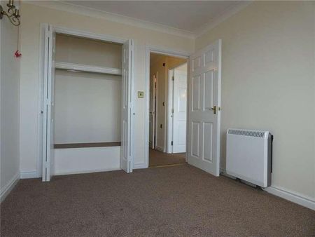 Princess Court, Marine Road, Colwyn Bay, LL29 - Photo 5