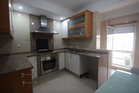 Apartamento T3 em Lisboa - Photo 2