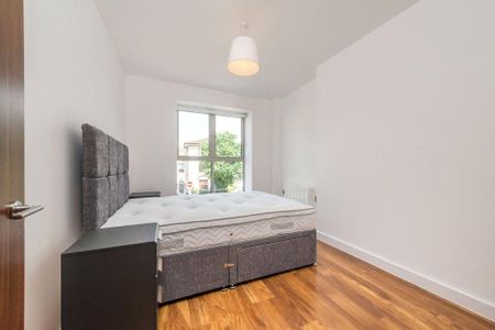 2 bedroom flat to rent - Photo 4