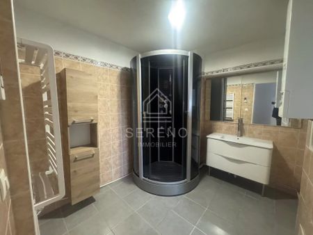 Location Appartement 4 pièces 169m² FONTENAY SOUS BOIS 94120 - Photo 2