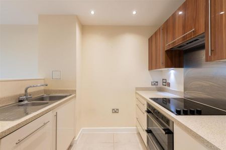 1 bedroom flat to rent - Photo 2