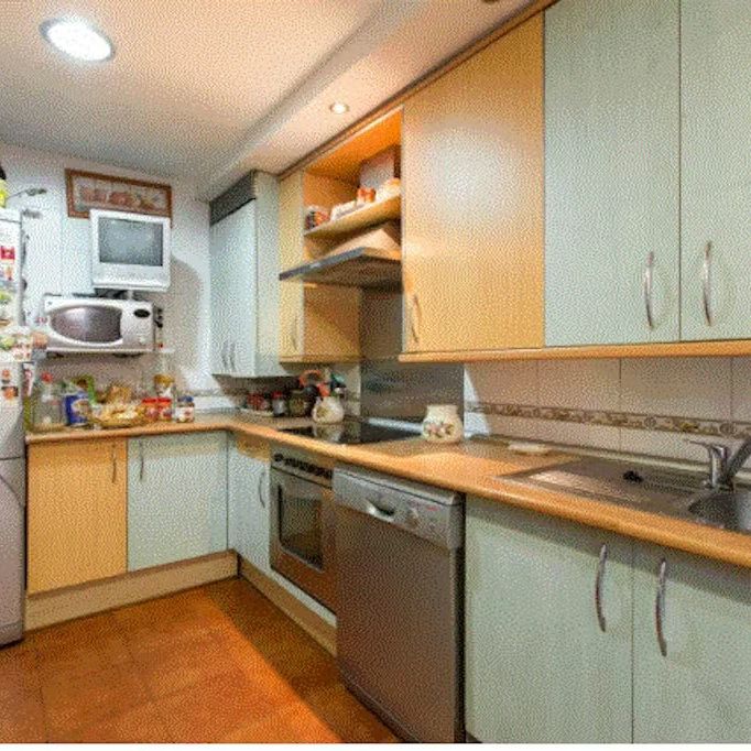 Calle las Hayas, Alcorcón, Community of Madrid 28922 - Photo 1