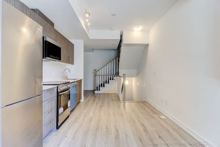 For Lease - 851 Sheppard Avenue Unit# 12, Toronto, Ontario - Photo 5