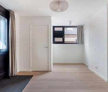 Dorpsstraat, Wilnis, Nederland - Photo 2