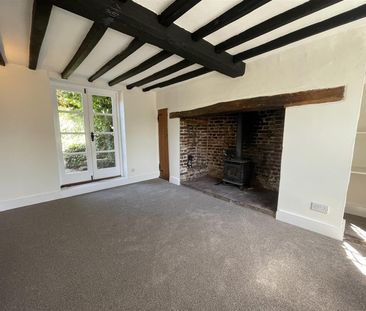 Church Cottages Goodnestone, The Street, Goodnestone - Photo 2