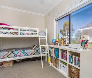 FAMILY HOME IN CENTRAL LOCATION - Photo 4