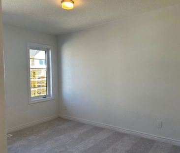 For Lease - 2034 Cameron Lott Crescent, Oshawa, Ontario - Photo 2