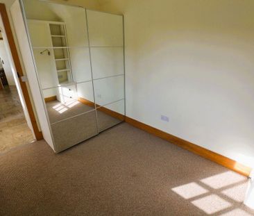 1 bedroom bungalow to rent - Photo 4