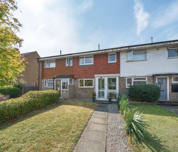 3 bedroom terraced house to rent - Photo 3