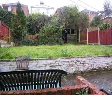 Bedroom Semi Detached House In Winton, BH9 - Photo 3