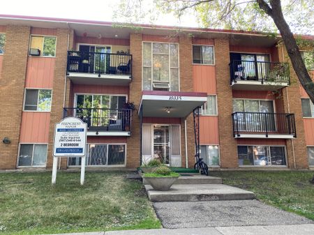 Ferncrest Manor - Photo 3