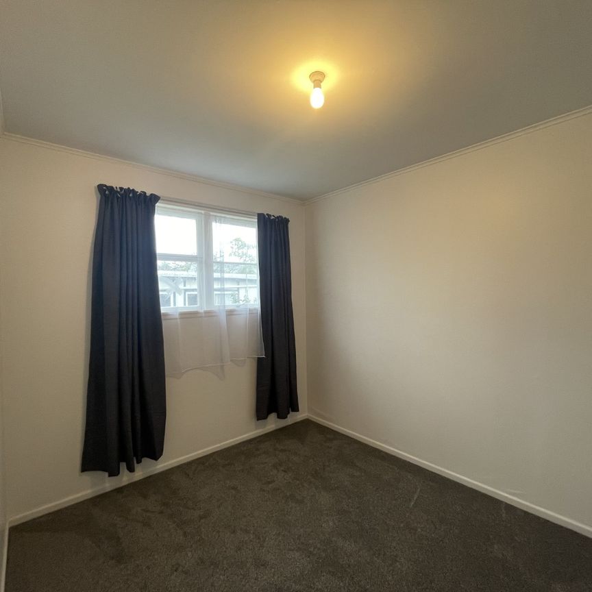 Fully Renovated 2 Beddy - Photo 1