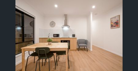 Fully Furnished Near New Studio - Photo 5