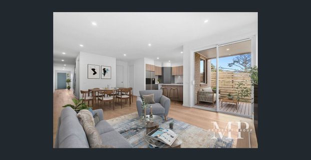 Award Winning Coastal Home - Photo 1