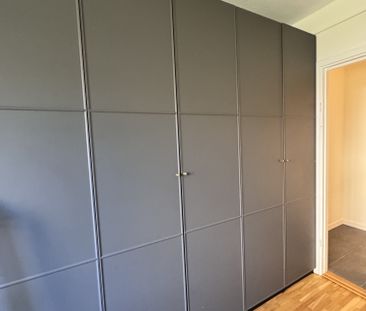 Råsundavägen, Solna - Photo 1