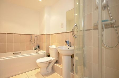 2 bedroom flat to rent - Photo 5