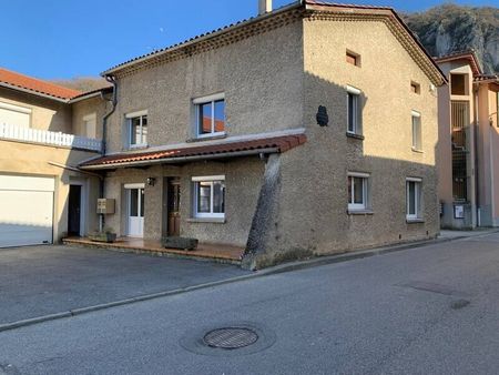 Location maison de village 5 pièces à Barbières (26300) - Photo 2