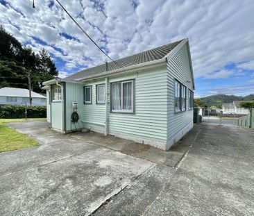 Spacious 3 Bedroom Corner House - Large Section - Photo 6
